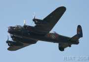 Avro Lancaster UK BBMF QR-M PA474 CRW_3365 * 2388 x 1692 * (2.02MB)